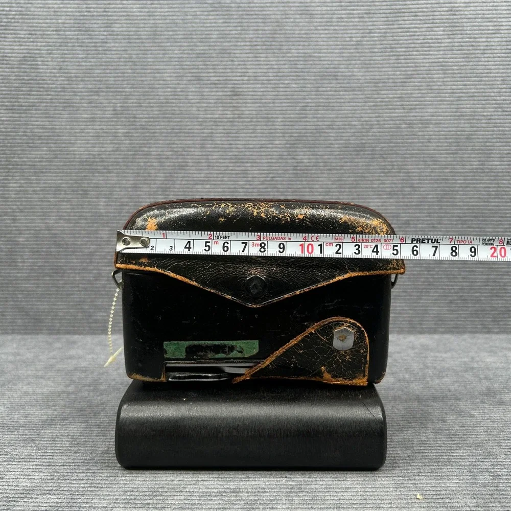 Vintage Canon Canonet 35mm Rangefinder Film Camera w/ Leather Case Japan Untest